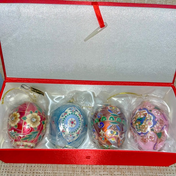 Set of 4 Joan Rivers Russian Inspired Faberge Egg Ornaments - Picture 2 of 14